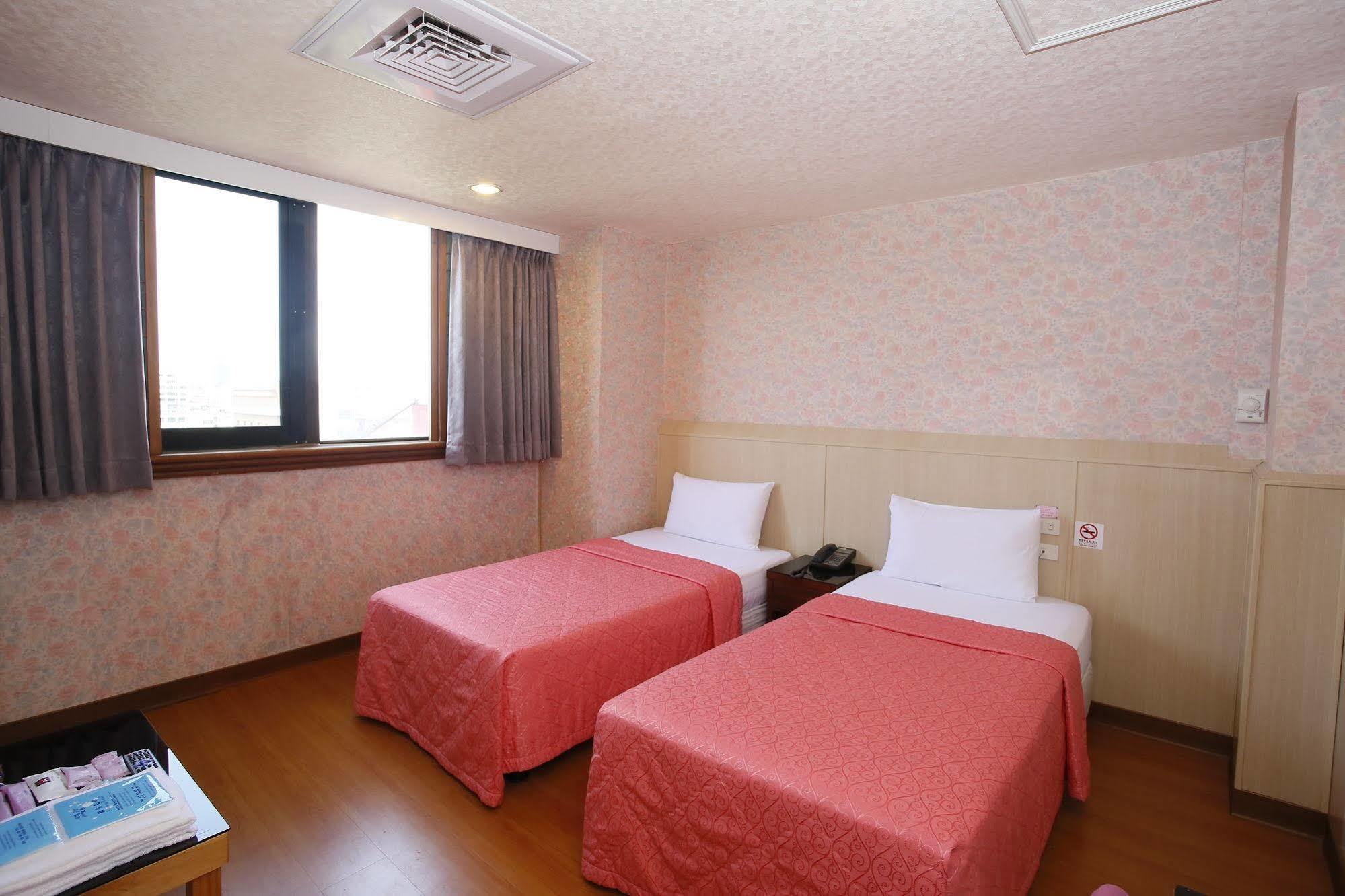 Sunwise Hotel Kaohsiung Zewnętrze zdjęcie